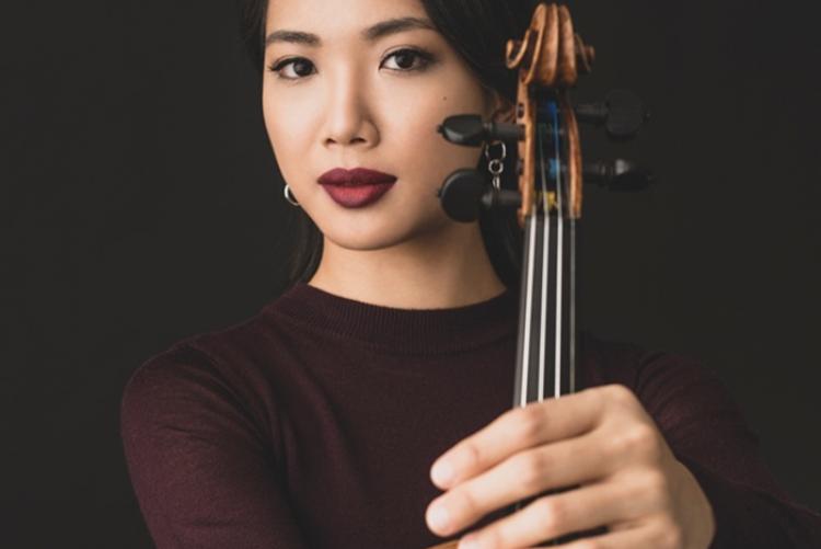 nella foto, Nancy Zhou