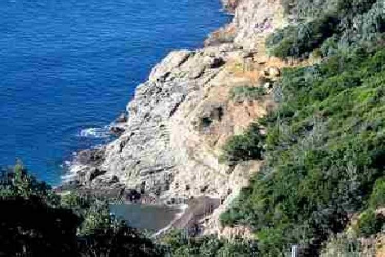 nella foto, Cala del Leone