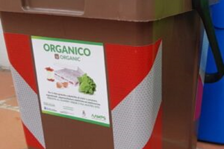 mastello per raccolta organico