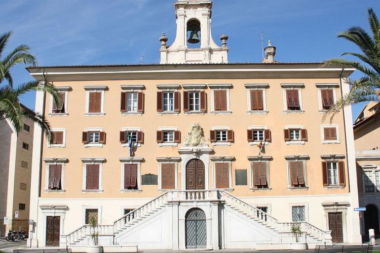 Foto della facciata del Palazzo Comunale