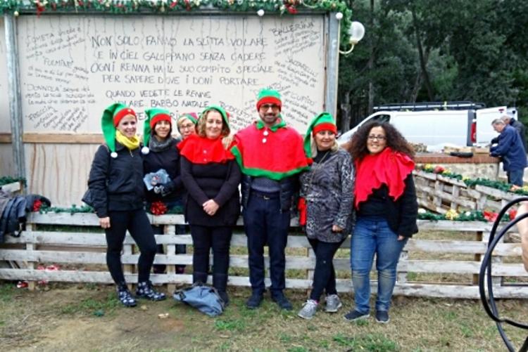 Una foto dell'assessore Belais scattata durante l'inaugurazione del Villaggio di Natale