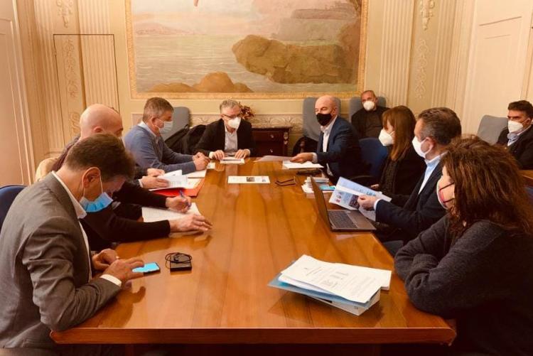 foto dell'incontro in Regione Toscana sul nuovo ospedale