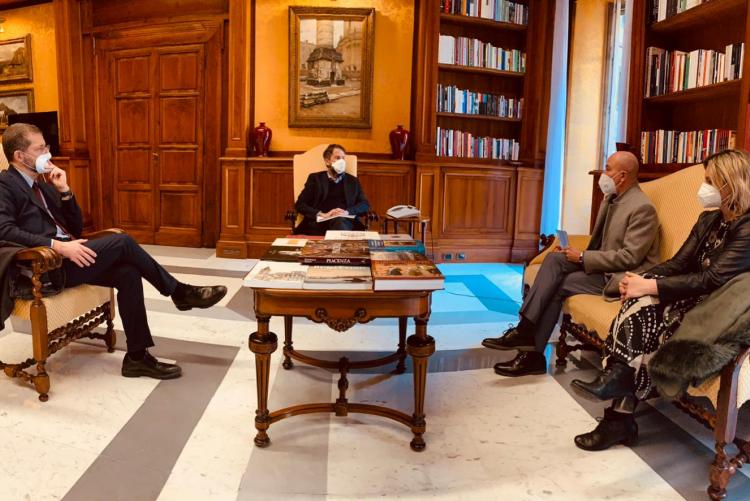 nella foto un momento dell'incontro che si è svolto al Ministero