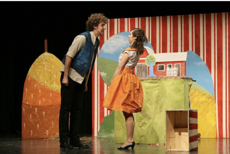 nella foto, una scena