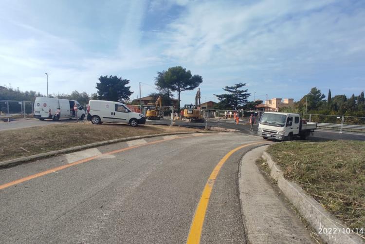 Foto dei lavori allo svincolo di Montenero