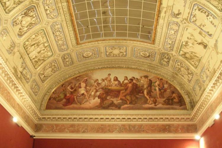 nella foto, un affresco in una sala di Palazzo De Larderel