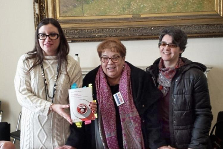 Foto di Stella Sorgente, Anna Maria Bernieri e Silvia Ghelardi alla presentazione dell'iniziativa sulle Madri Costituenti