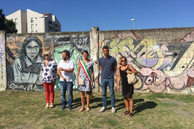 murale parco baden powell corea per bambini rom morti rogo pian di rota