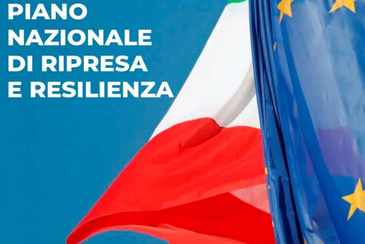 Bandiera europea con la scritta PNRR