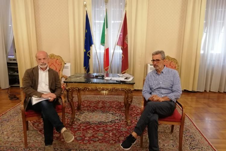 nella foto, un momento della presentazione del convegno con il presidente di Movet Giuseppe Pozza e l'assessore al Lavoro e allo Sviluppo Economico Gianfranco Simoncini