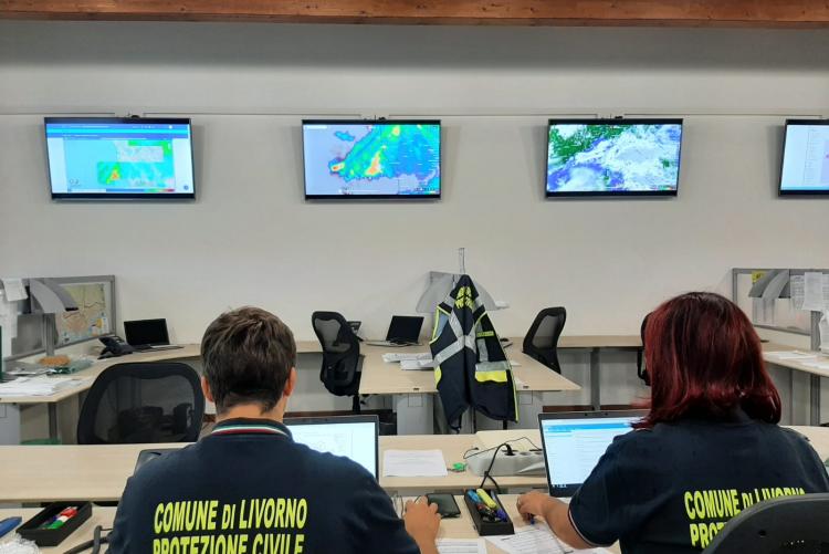 Foto della sala operativa della Protezione Civile Comunale