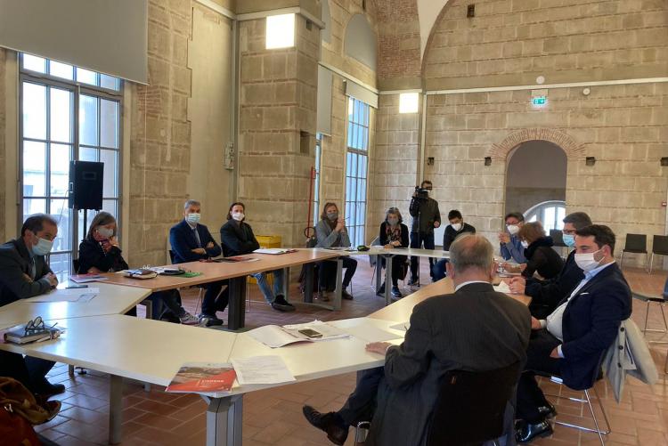 Foto riunione per la Campagna di Ascolto verso la formazione del nuovo Piano Operativo Comunale