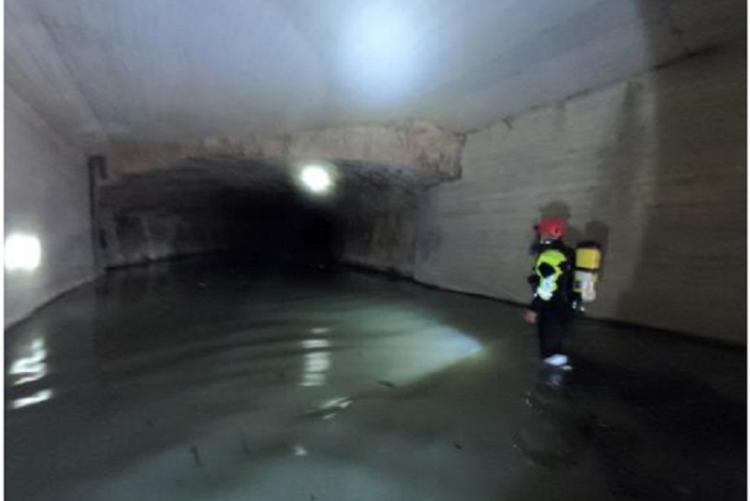 Foto dell'ispezione di agosto al tratto tombato del Rio Ardenza