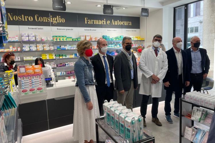 farmacia 8 via grande - inaugurazione